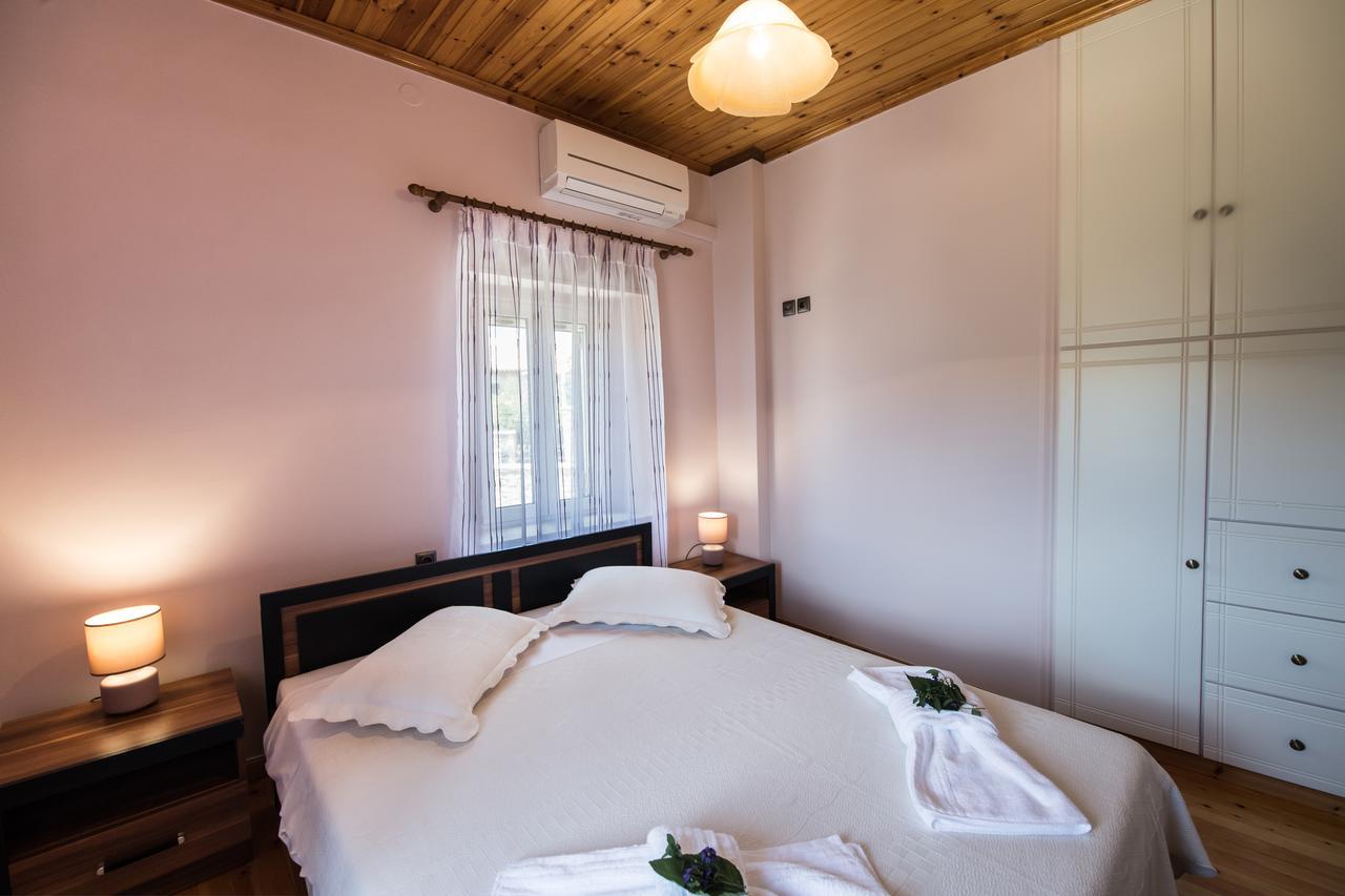 Villa Charonia Spanokhorion Bagian luar foto