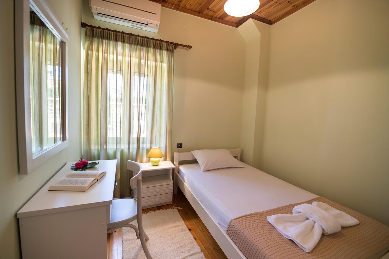 Villa Charonia Spanokhorion Bagian luar foto